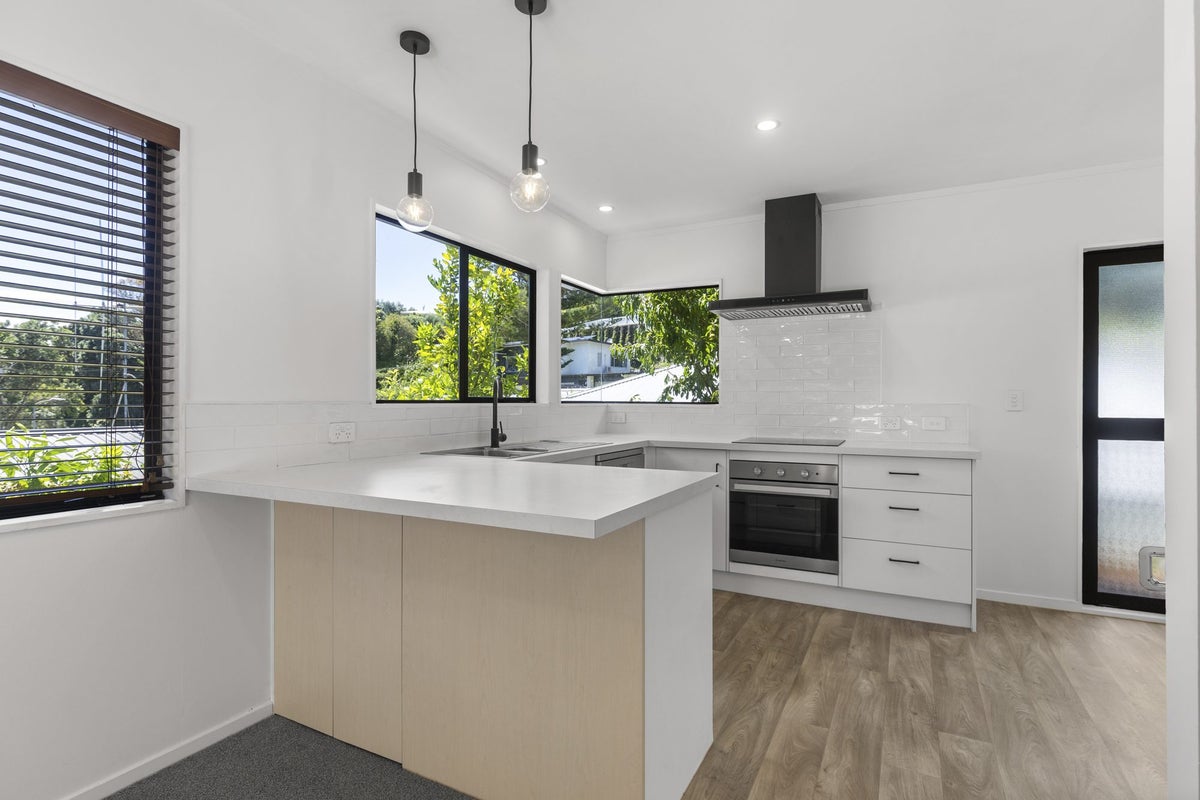81B Pillans Road, Otumoetai, Tauranga - Carousel 2