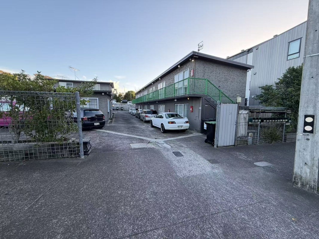 13/31 Mauranui Avenue, Epsom, Auckland - Carousel 1