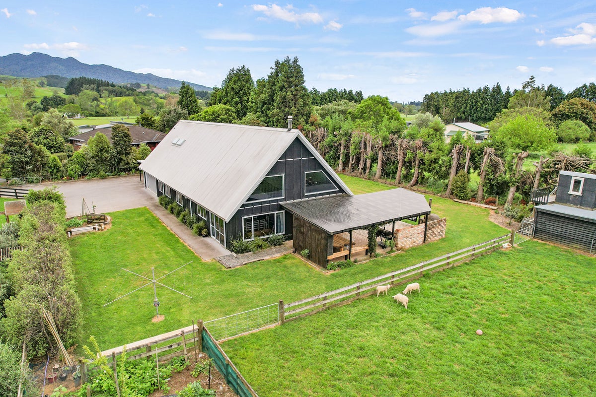 4 Mangauika Road, Pirongia, Te Awamutu - Carousel 2