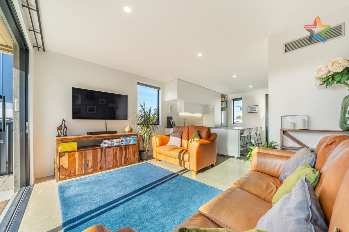 429C Jackson Street, Petone, Lower Hutt - Carousel 2