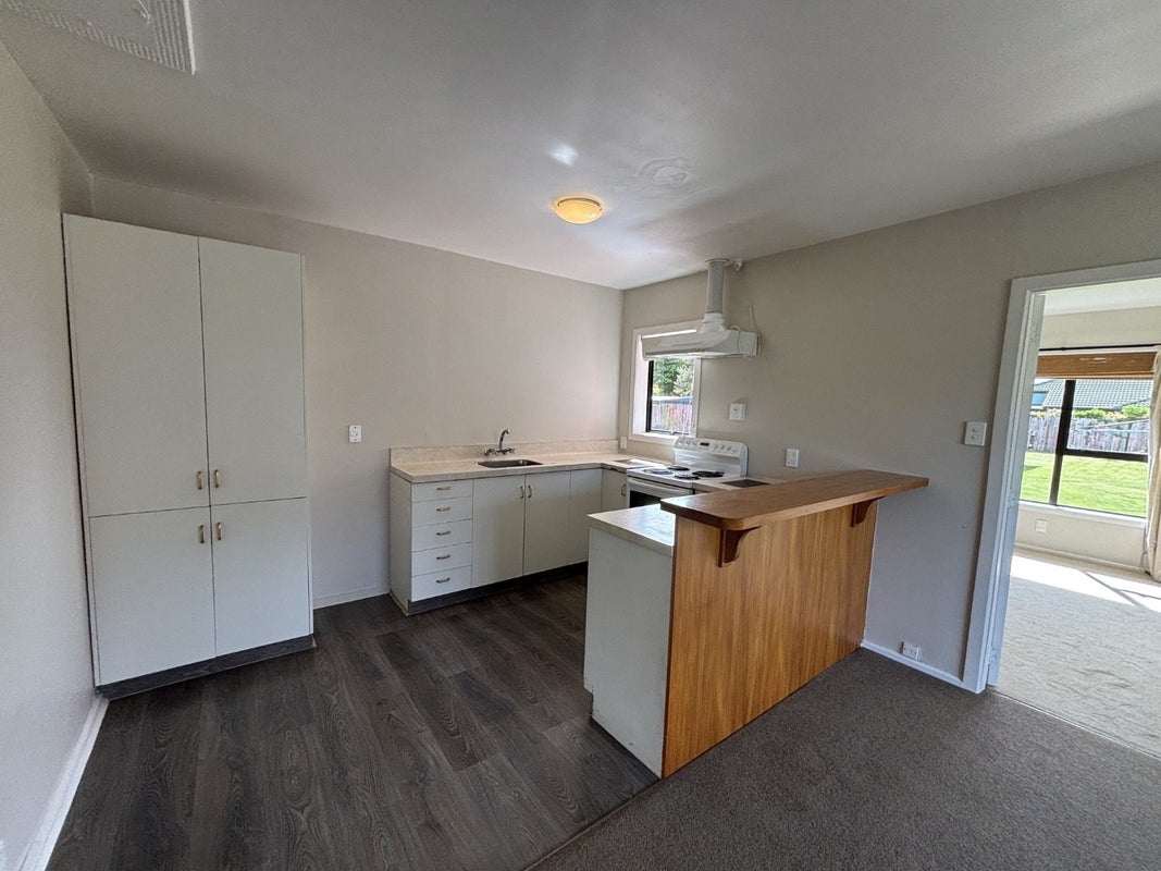 10 Oakdale Street, Avonhead, Christchurch - Carousel 2