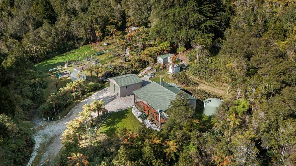 25/1160 Fairdown Road, Waimangaroa, Westport - Carousel 1
