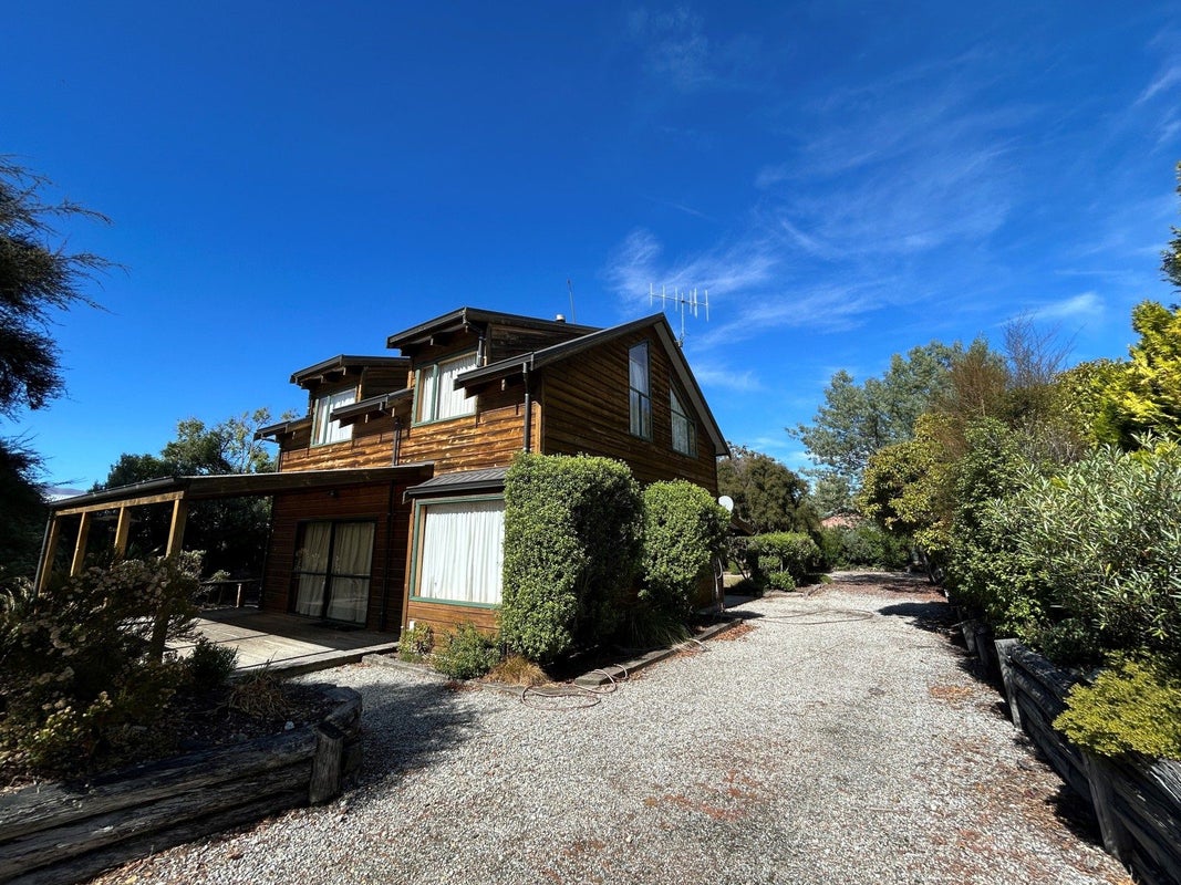 57 Gunn Road, Albert Town, Wanaka - Carousel 2