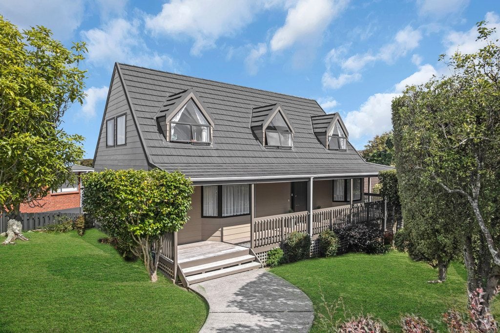 77 Botany Road, Botany Downs, Auckland - Carousel 1