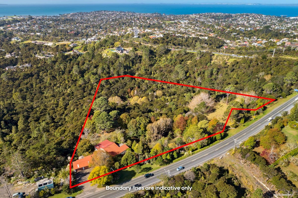 989 East Coast Road, Albany - Carousel 1