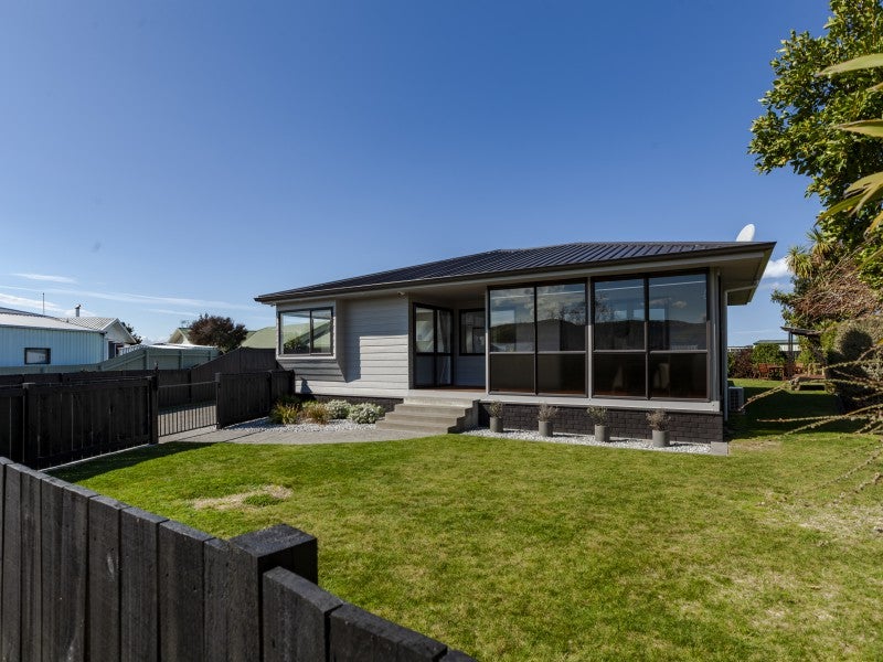 30 Whiting Crescent, Greenmeadows, Napier - Carousel 1