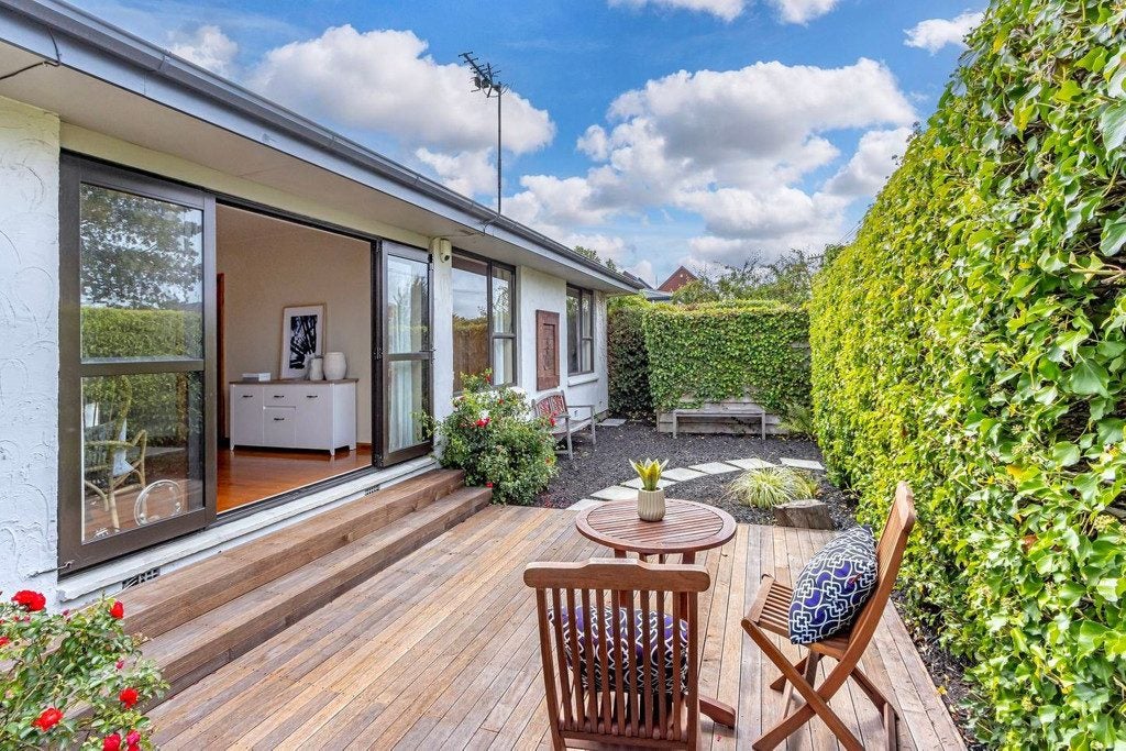 1/9 Geraldine Street, Edgeware, Christchurch - Carousel 1