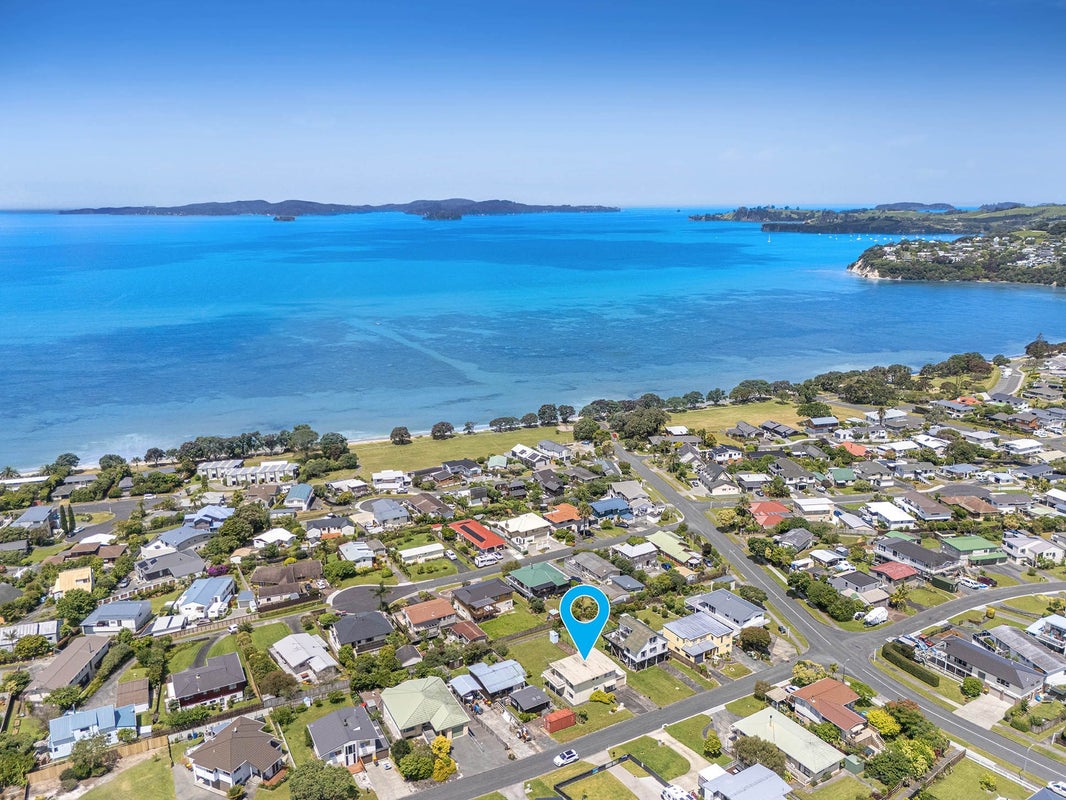 8 Kotuku Place, Snells Beach, Snells Beach - Carousel 2