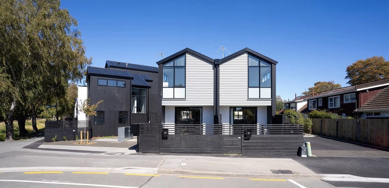 2/27 Harewood Road, Papanui, Christchurch - Carousel 1