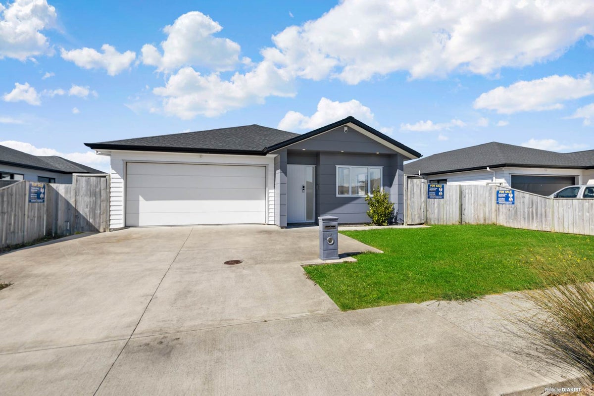 17 Mangatiti ST, Papakura, Auckland - Carousel 1