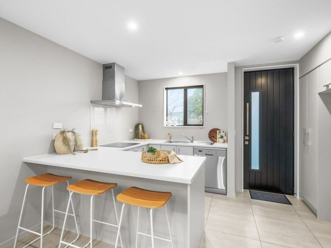 411D Armagh Street, Linwood, Christchurch - Carousel 2