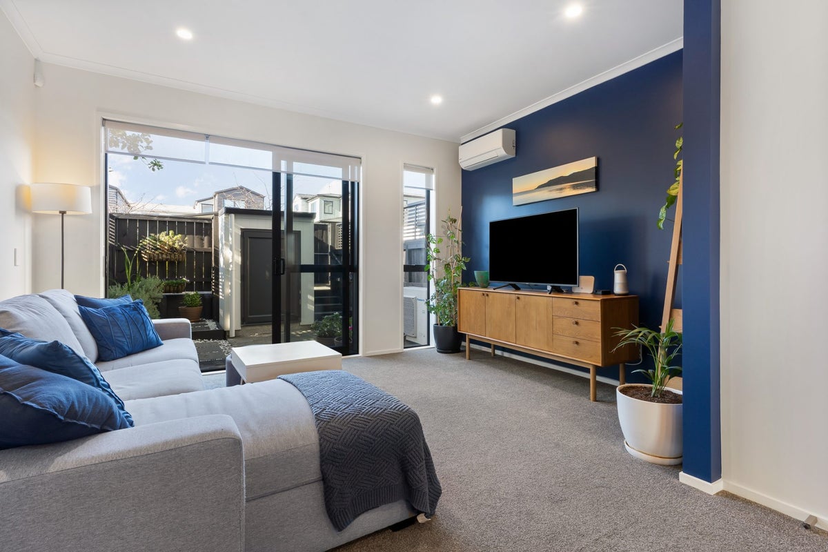 50 Fenchurch Street, Wai o Taiki Bay, Auckland - Carousel 2