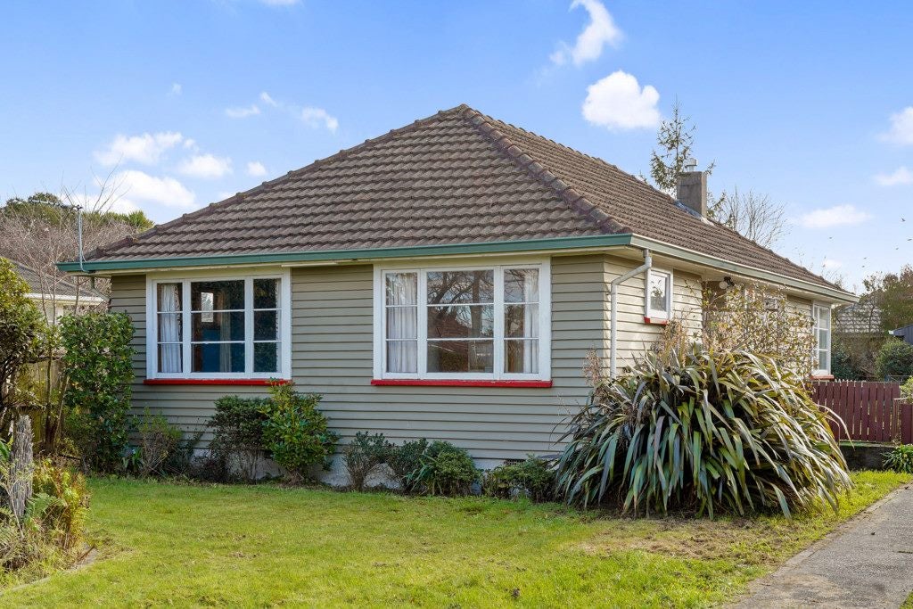 38 Harris Crescent, Papanui, Christchurch - Carousel 1