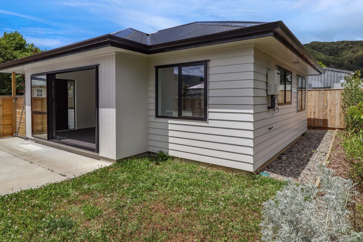 41A Totara Street, Wainuiomata, Lower Hutt - Carousel 12