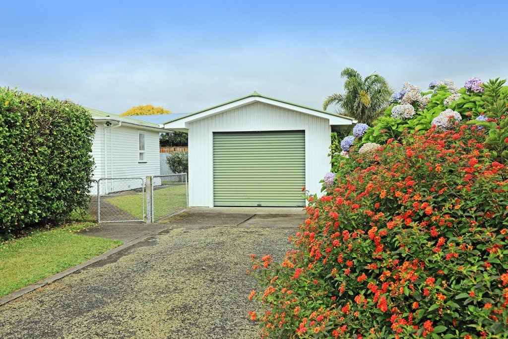 1002A Plunket Street, Saint Leonards, Hastings - Carousel 18