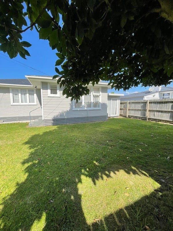 73 Windsor Road, Bellevue, Tauranga - Carousel 1