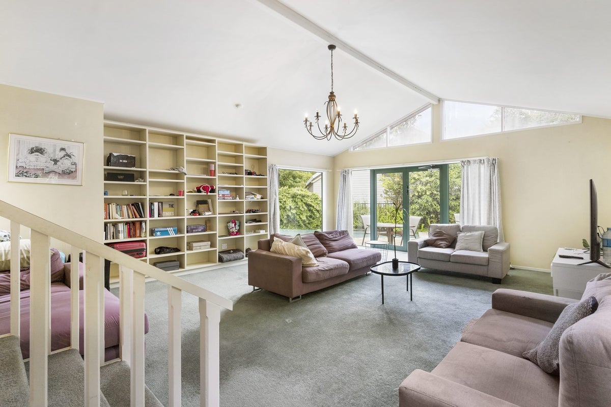 84 Gowing Drive, Meadowbank, Auckland - Carousel 1