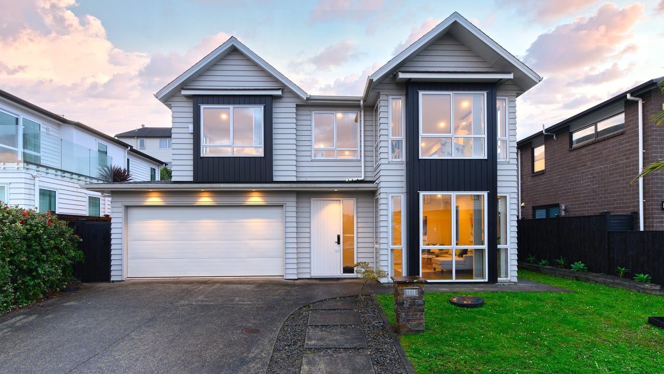 39 Remuremu Street, Long Bay, Auckland - Carousel 1