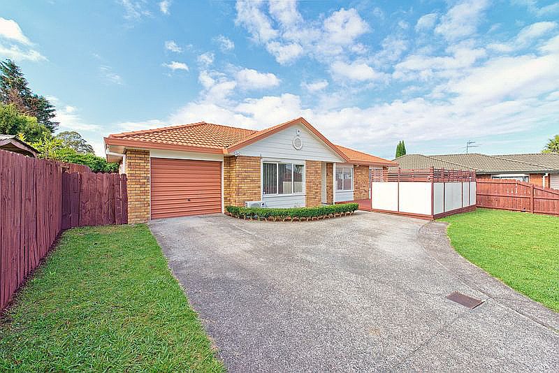 23 Rosemead Place, Randwick Park, Auckland - Carousel 1