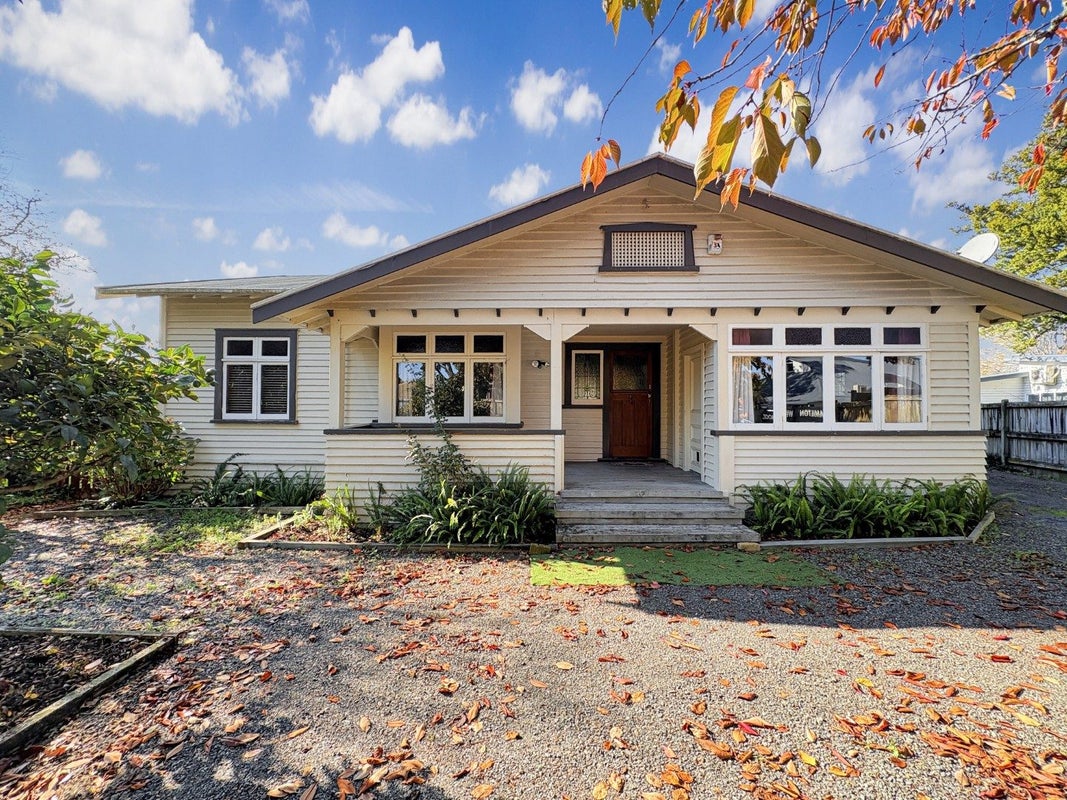 17 Fow Street, Hamilton Central, Hamilton - Carousel 1