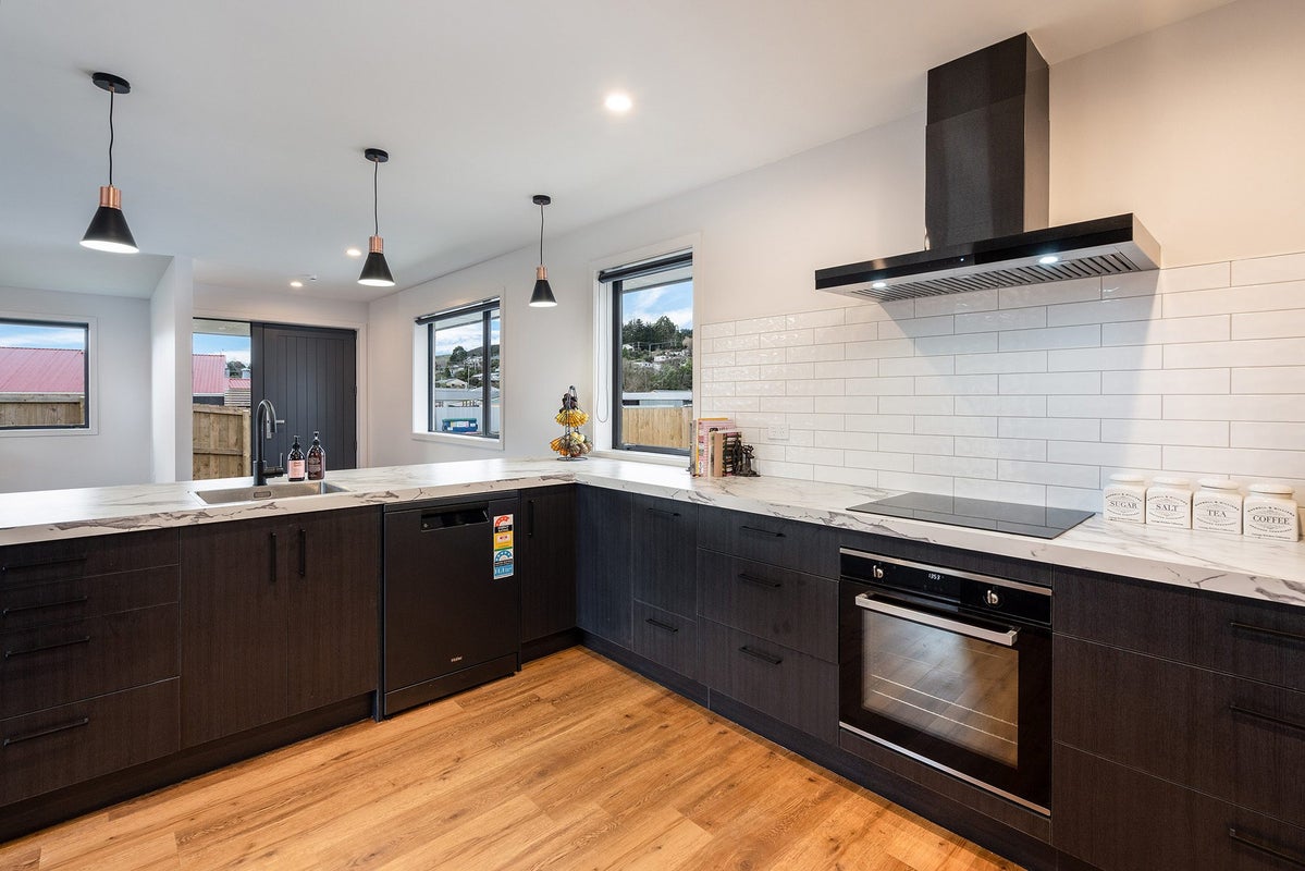 2 Margate Street, Waihola, Milton - Carousel 2