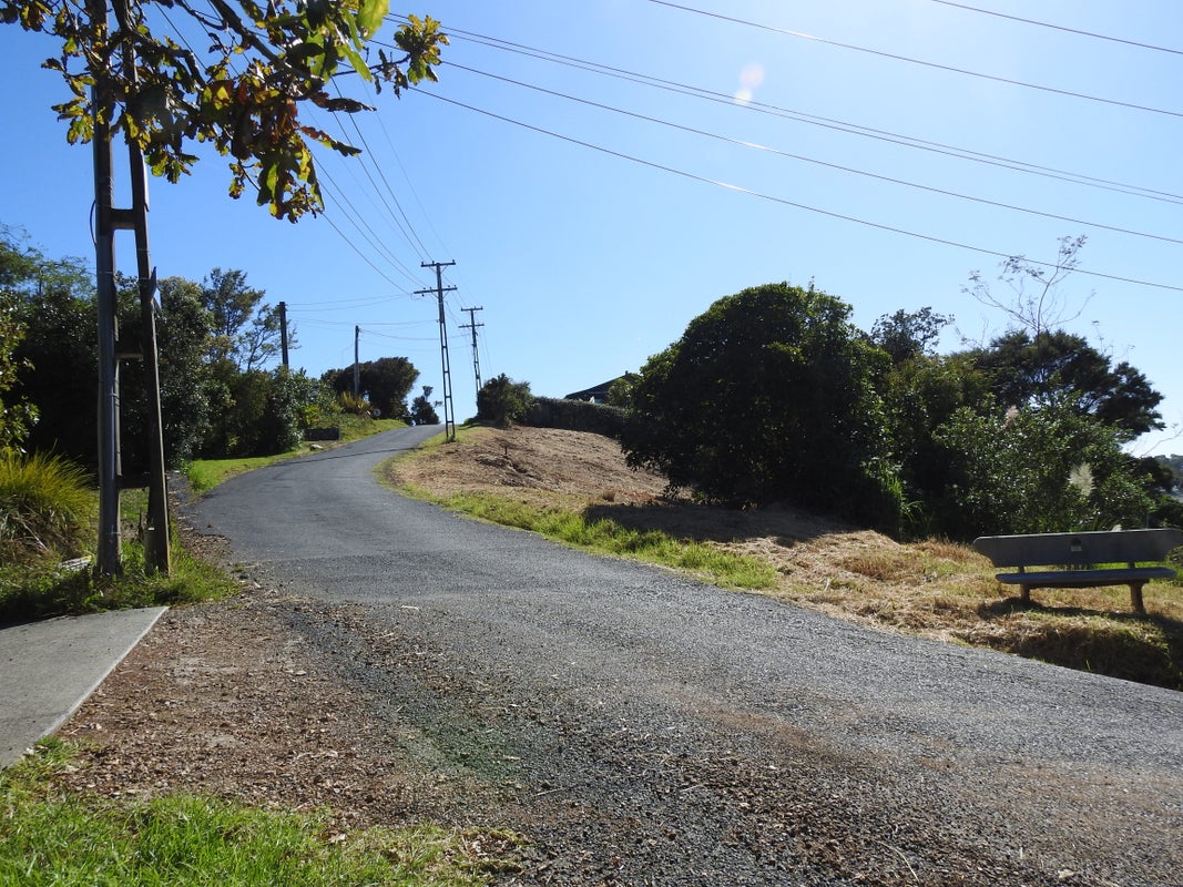 26 Burrell Road, Oneroa, Waiheke Island - Carousel 11