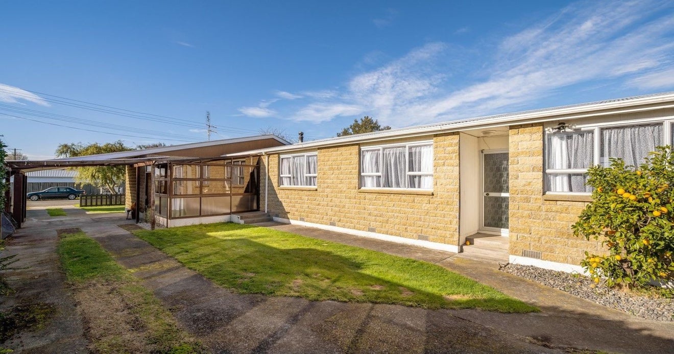 28 Holdaway Street, Riversdale, Blenheim - Carousel 1