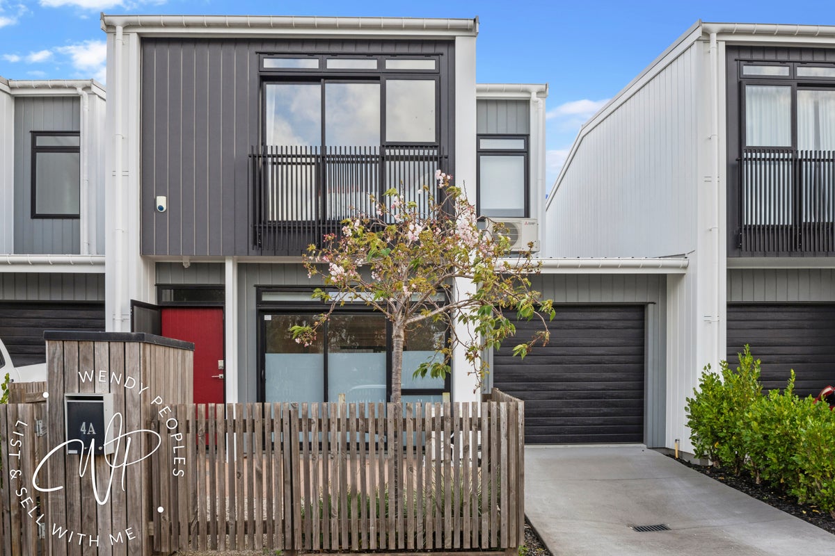 4A Nohoanga road, Rosehill, Papakura - Carousel 2