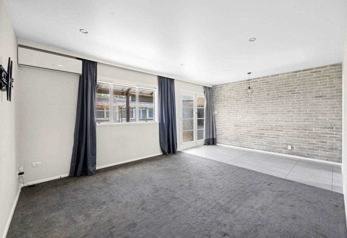 7/29 Wingate Street, Avondale, Auckland - Carousel 2