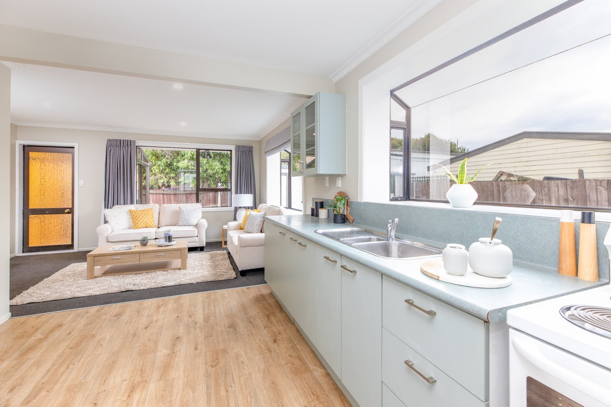 4/551 Hereford Street, Linwood, Christchurch - Carousel 2