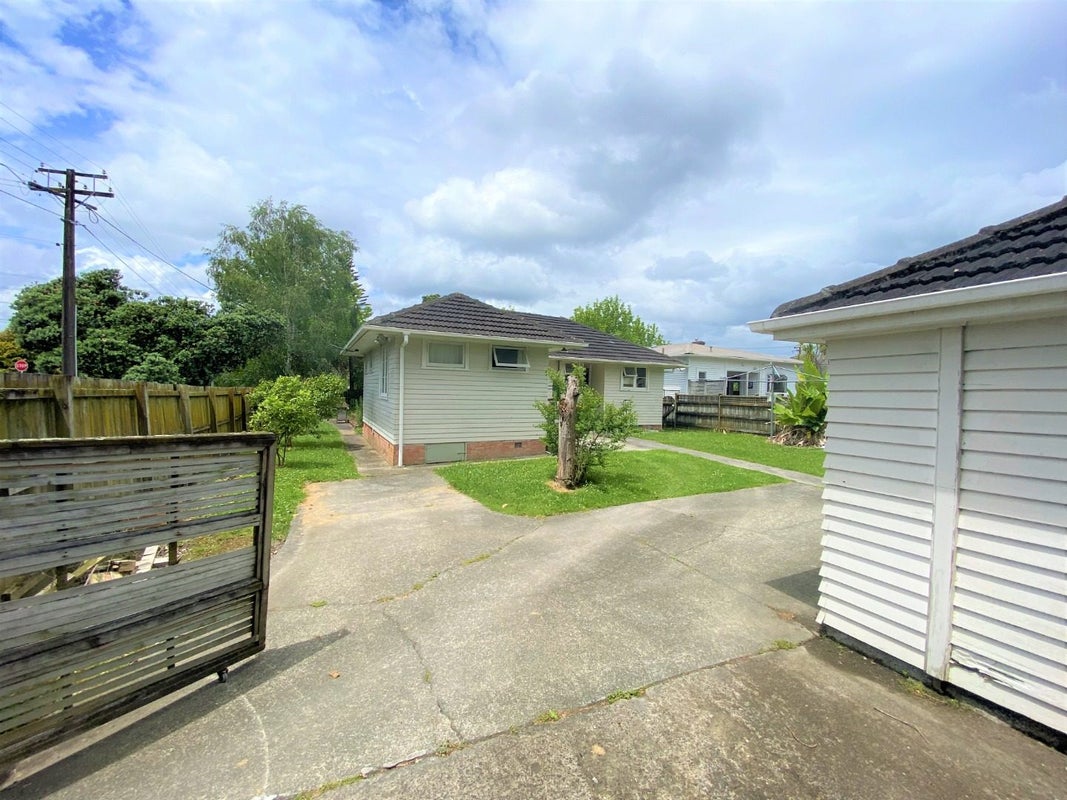 71 Glendale Road, Glen Eden, Auckland - Carousel 12