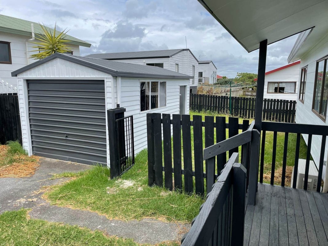 11 Foxlaw Street, Randwick Park, Auckland - Carousel 16