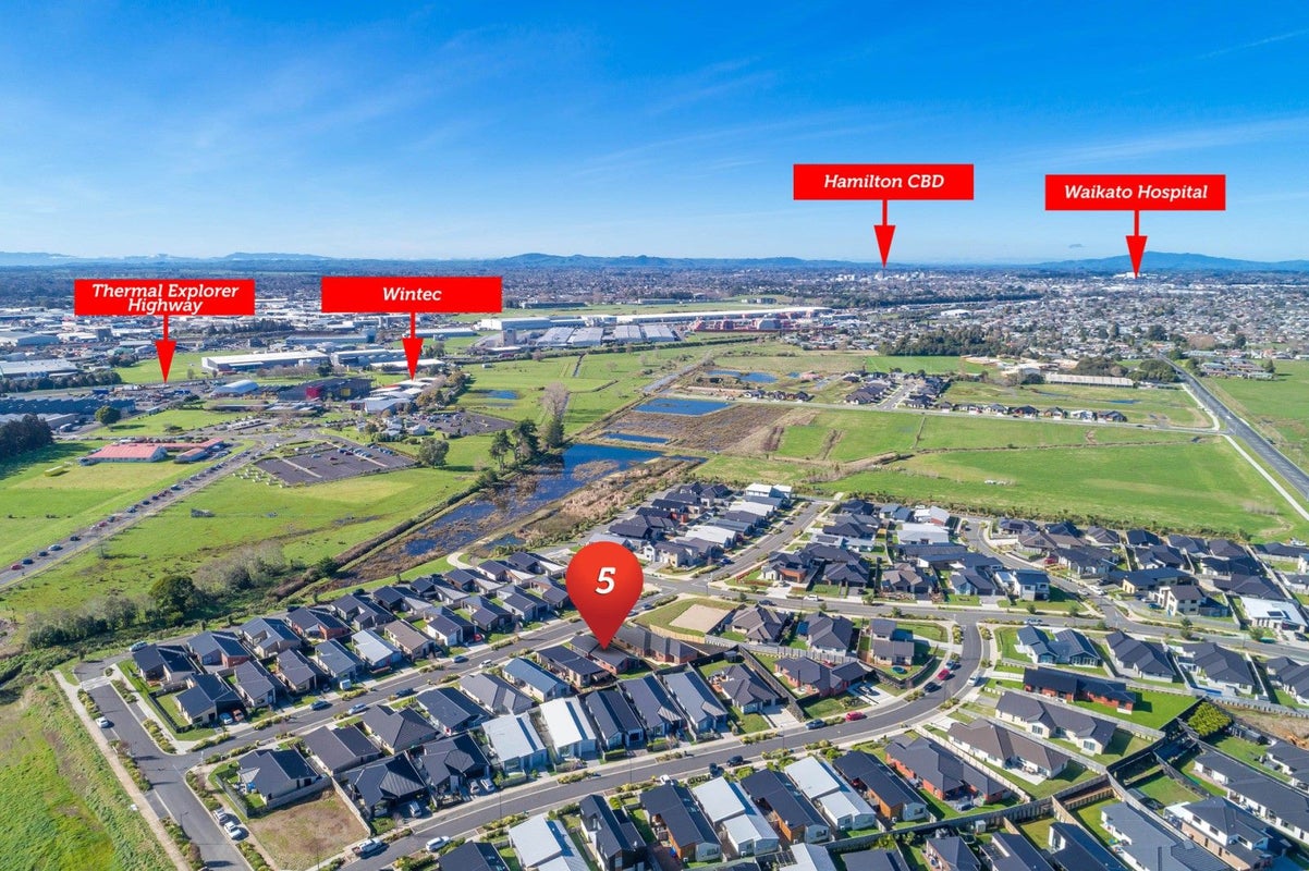 5 Hapu Avenue, Baverstock, Hamilton - Carousel 28
