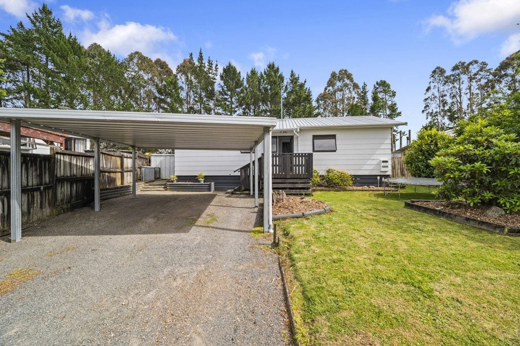 38 Sunline Place, Ngongotaha, Rotorua - Carousel 14
