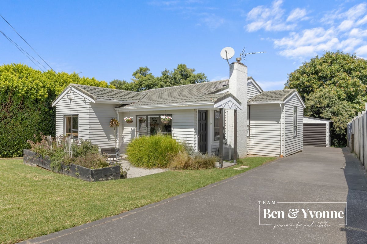 51 Torino Street, Point England, Auckland - Carousel 1