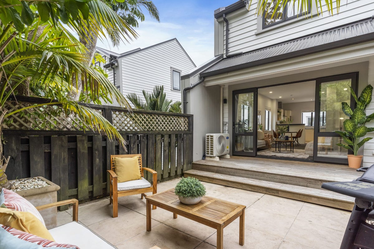 80/59 Sackville Street, Grey Lynn, Auckland - Carousel 1