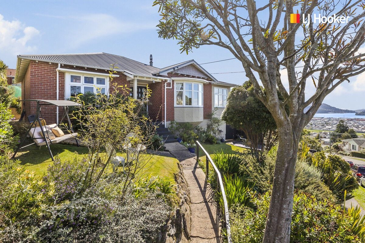 62 Middleton Road, Kew, Dunedin - Carousel 1