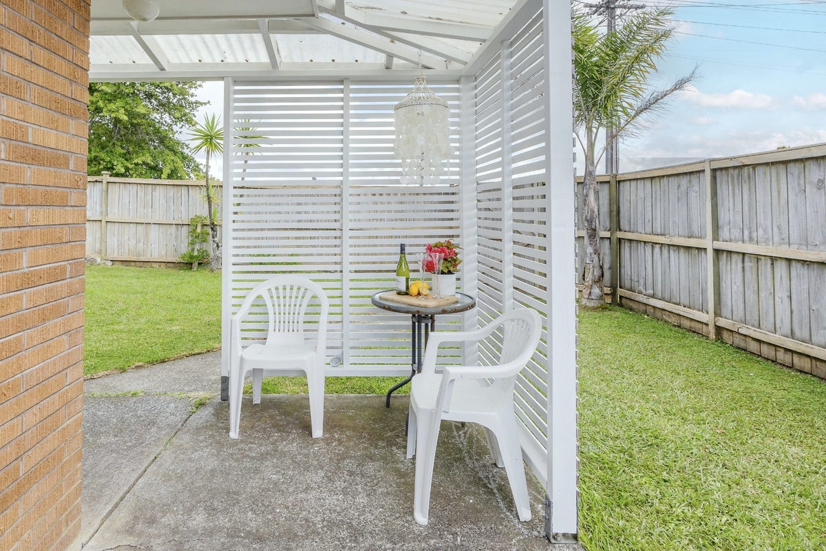 1/120 Woodglen Road, Glen Eden, Auckland - Carousel 17