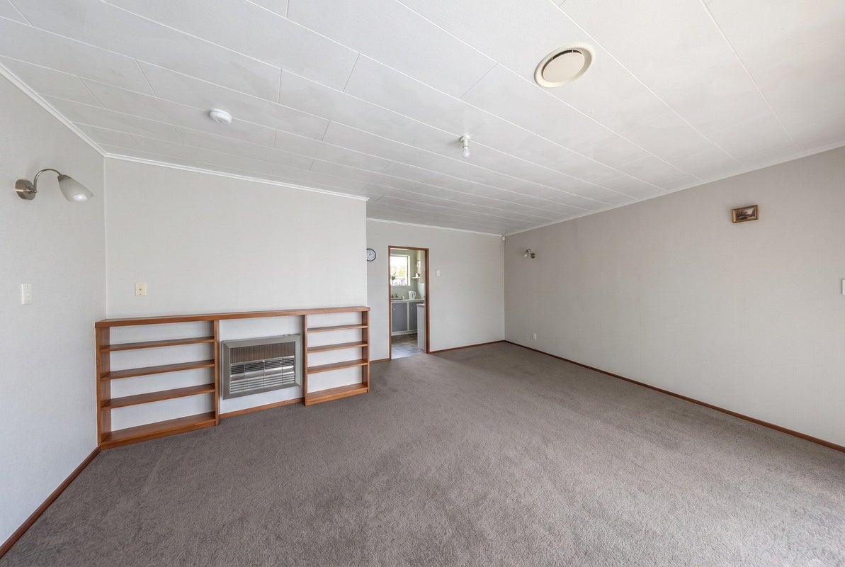 20B Falla Street, Paraparaumu Beach, Kapiti Coast, Wellington - Carousel 2