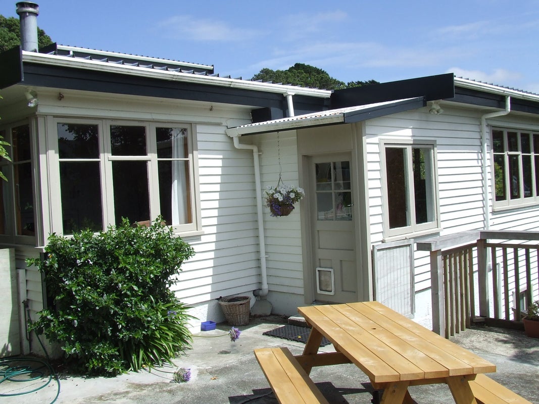 174 Cockayne Road, Ngaio, Wellington - Carousel 1