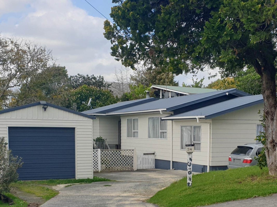 24 Hilltop Avenue, Morningside, Whangarei - Carousel 1