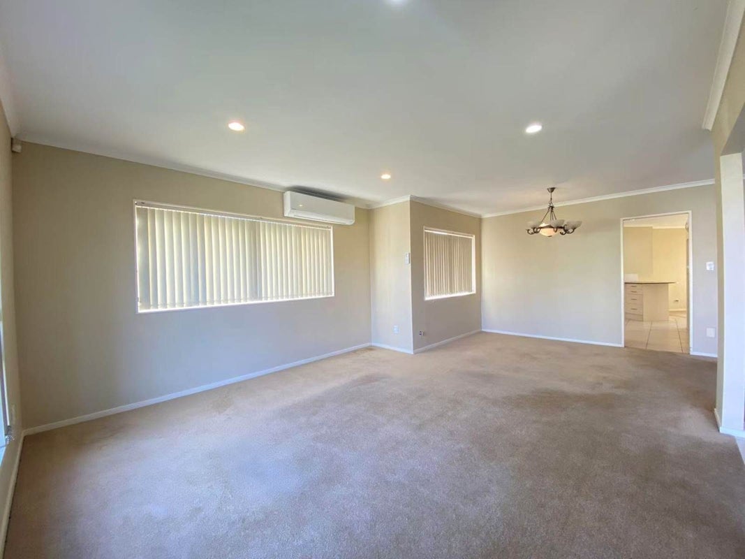16 Shankill Place, East Tamaki, Auckland - Carousel 2