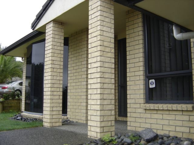 12 Atlantic Place, Goodwood Heights, Auckland - Carousel 2