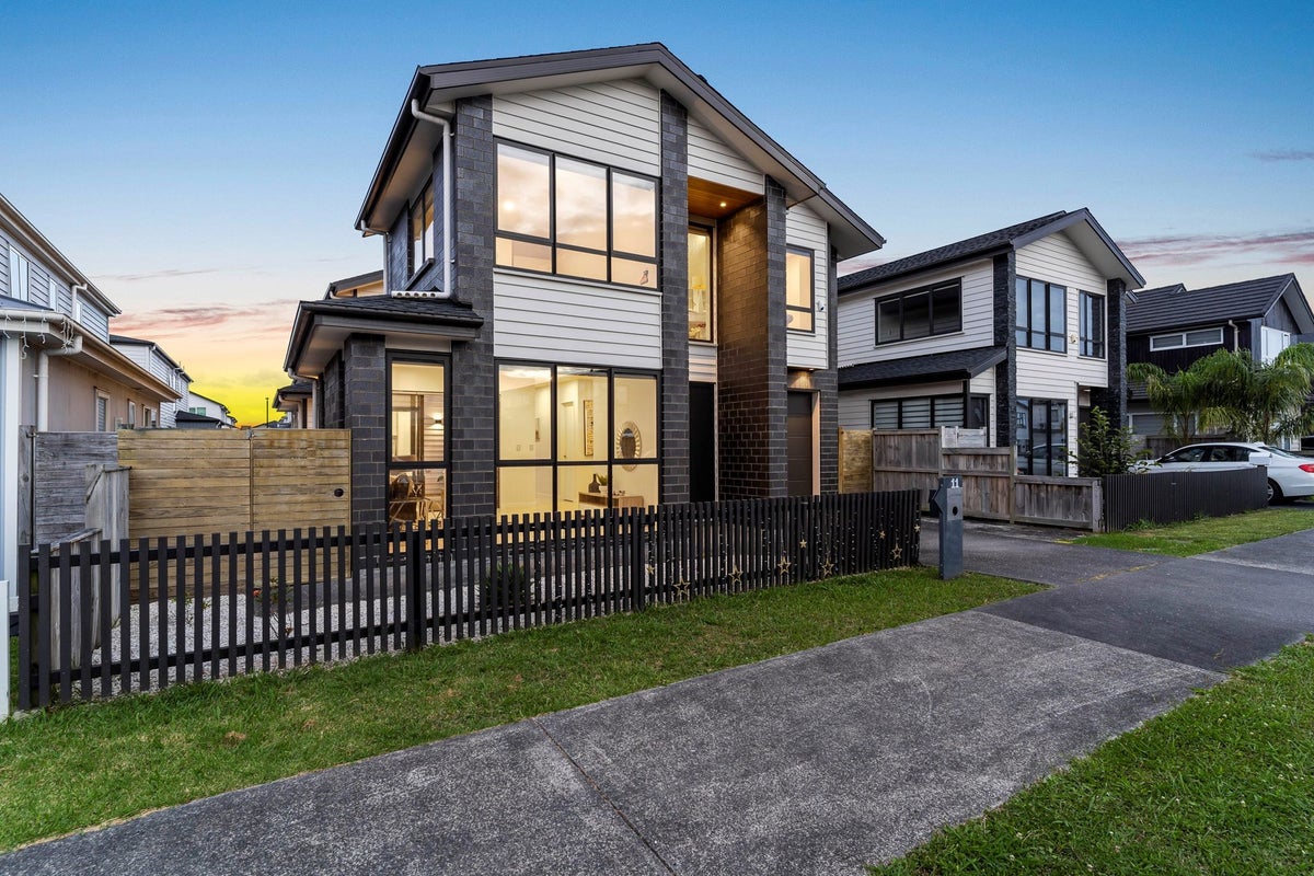 11 Bomber Lane, Whenuapai, Auckland - Carousel 22