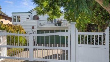 49A Vauxhall Road, Devonport, Auckland - Carousel 1
