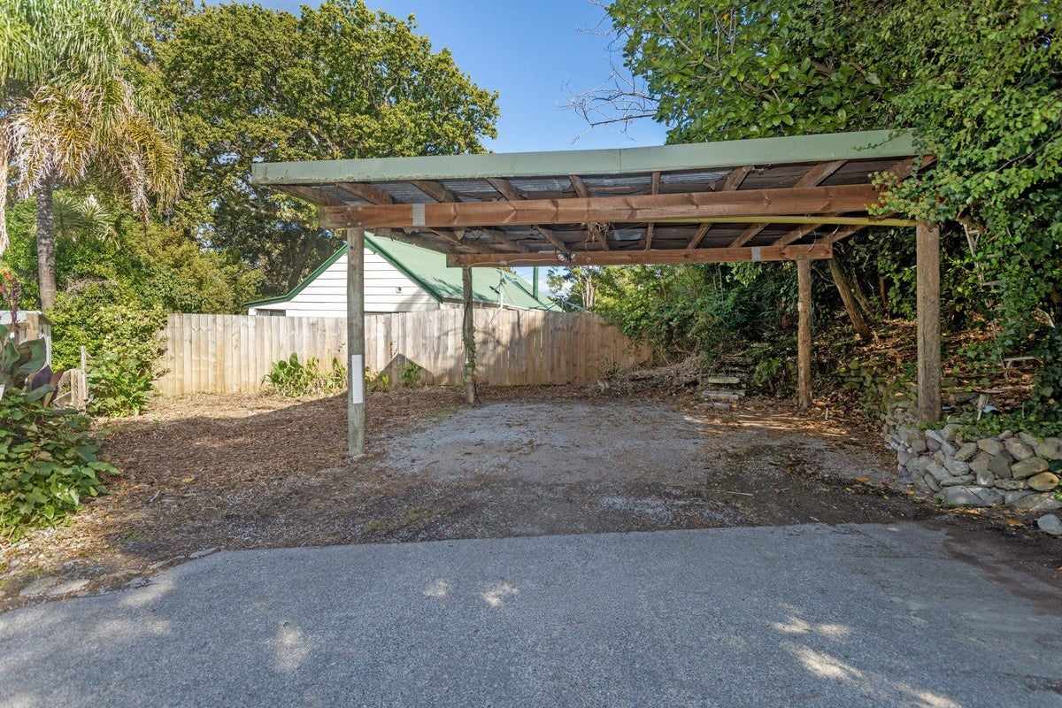 12 Heatherlea Street, Outer Kaiti, Gisborne - Carousel 20