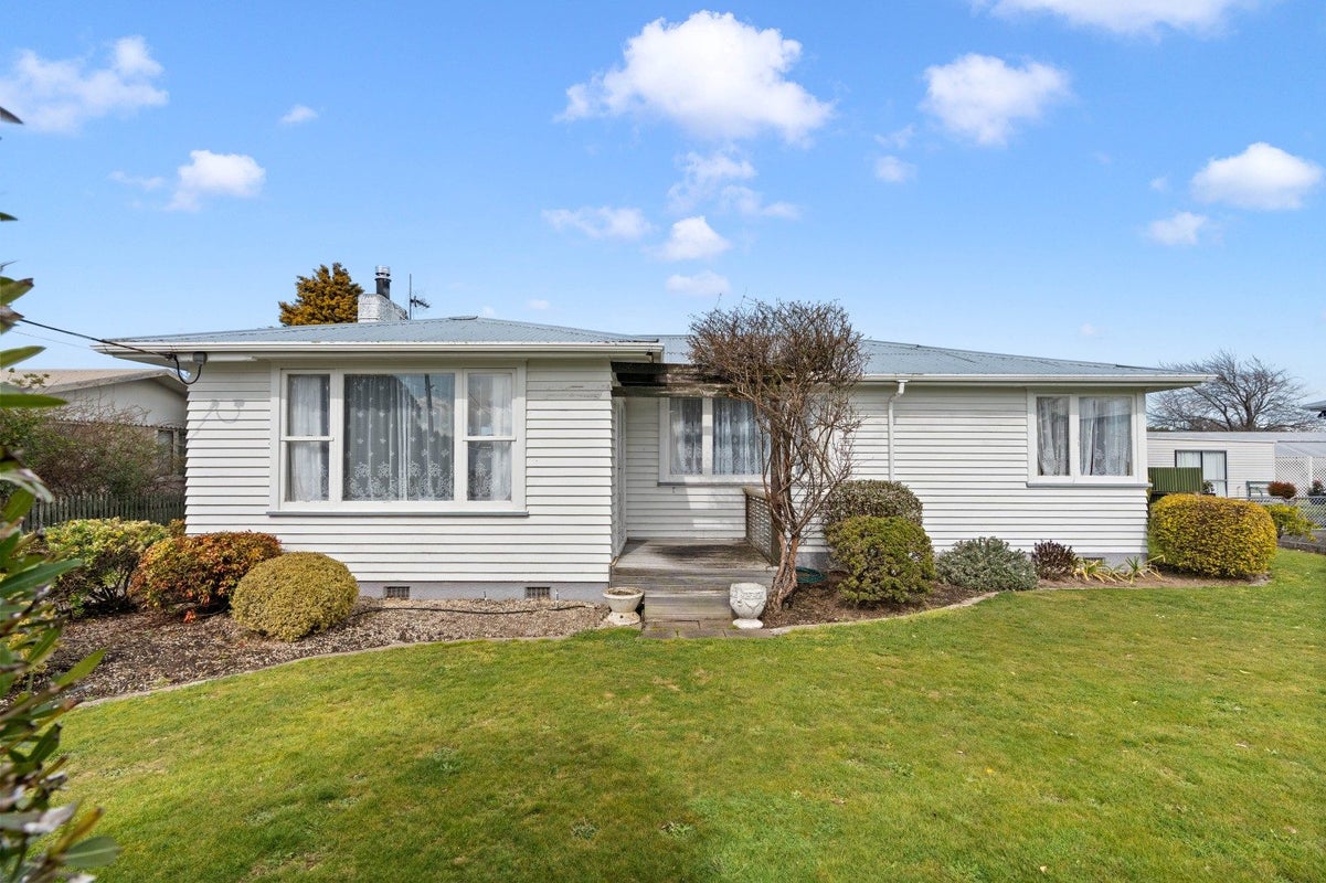 23 Montgomery Place, Masterton, Masterton, Wellington - Carousel 1