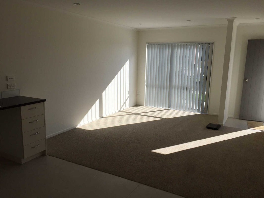 7/46 Park Estate Road, Rosehill, Papakura - Carousel 2