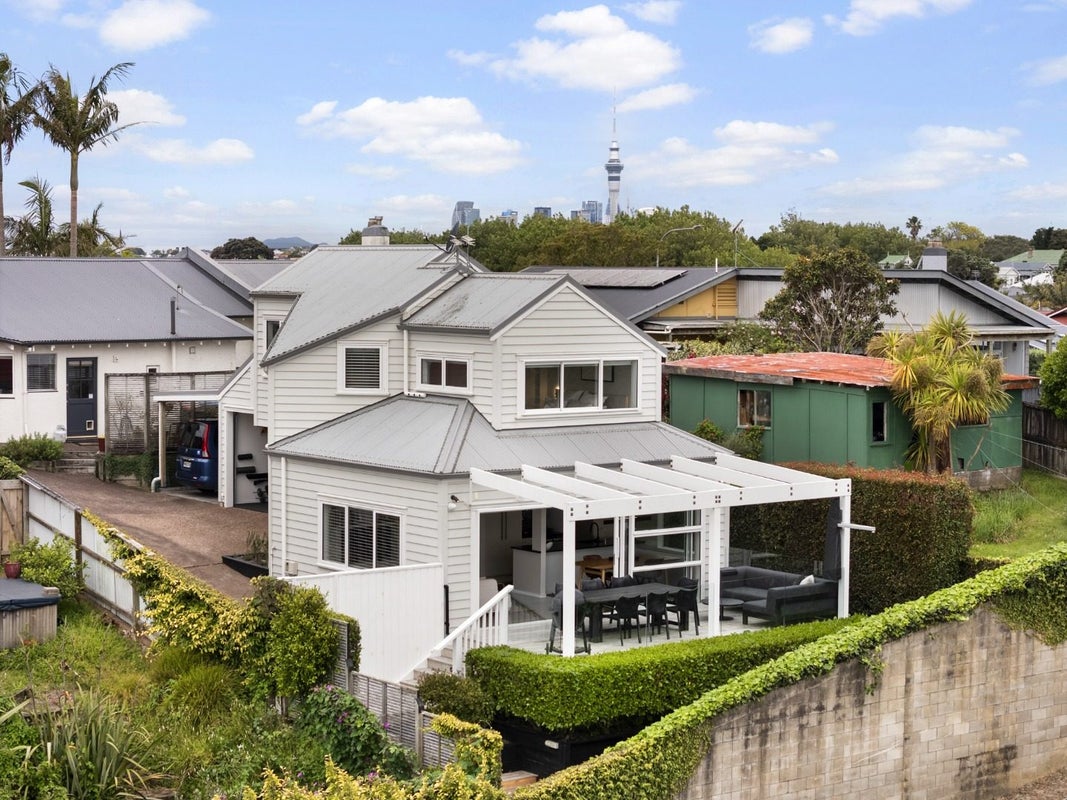 48A Old Mill Road, Grey Lynn, Auckland - Carousel 2