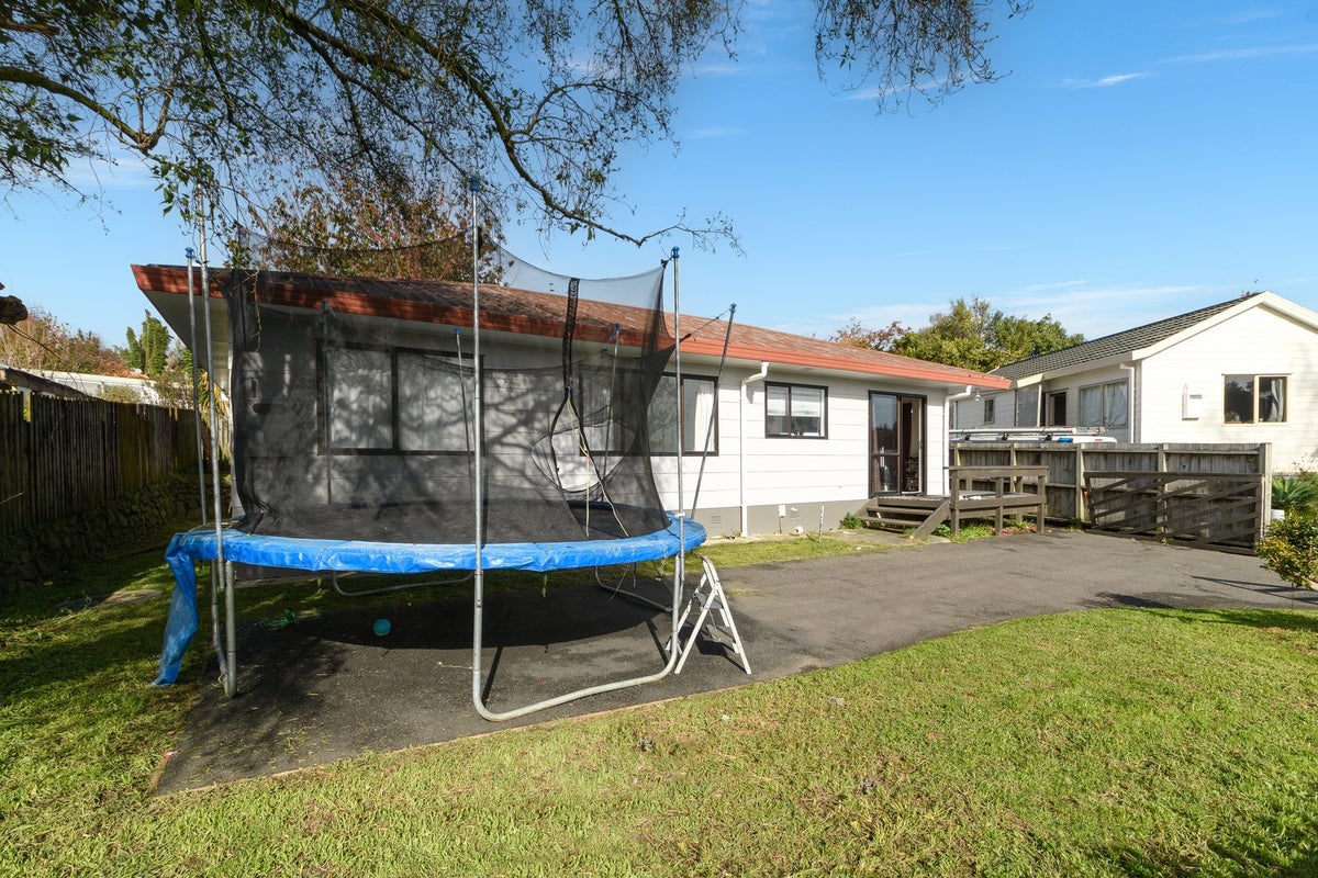 68 Jonathon Street, Brookfield, Tauranga - Carousel 14